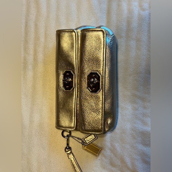 COACH Metallic Gold Leather Wristlet Clutch With Two Turn Lock Compartme… - Picture 10 of 13